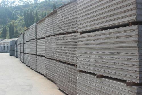 新型建材的分類與應(yīng)用 推動(dòng)建筑行業(yè)綠色與智能化發(fā)展